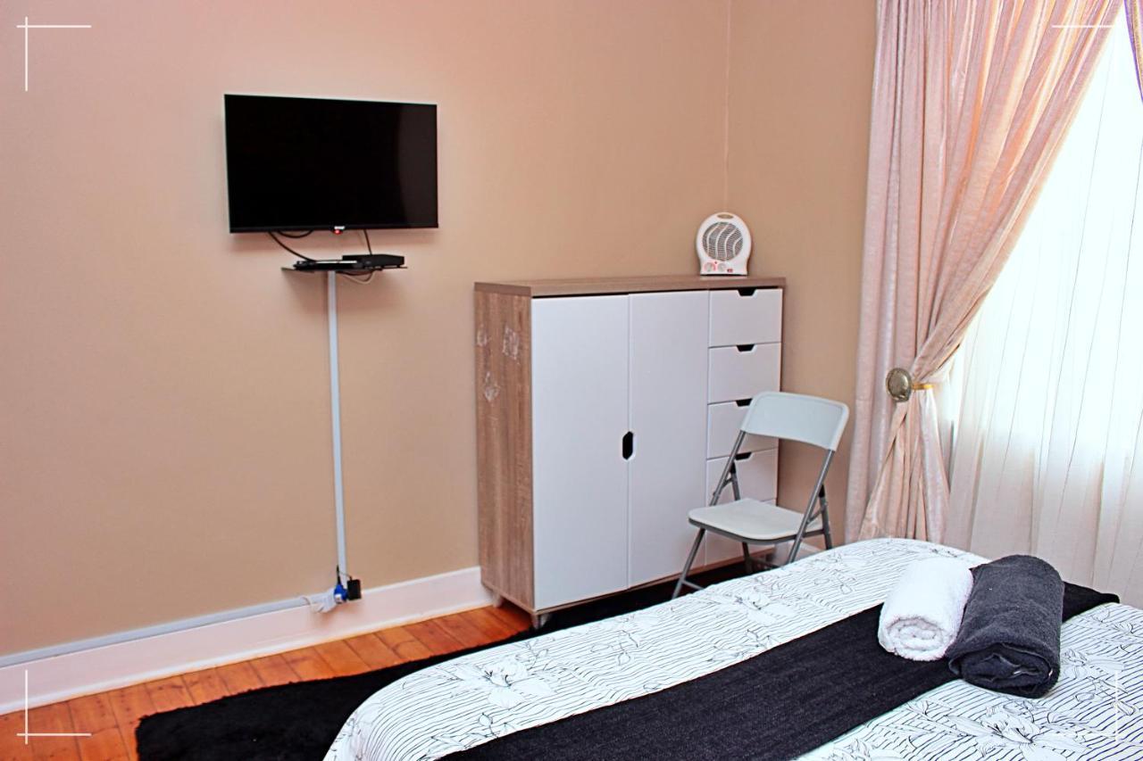 The Global Link Hub Hotel Pretoria Bagian luar foto