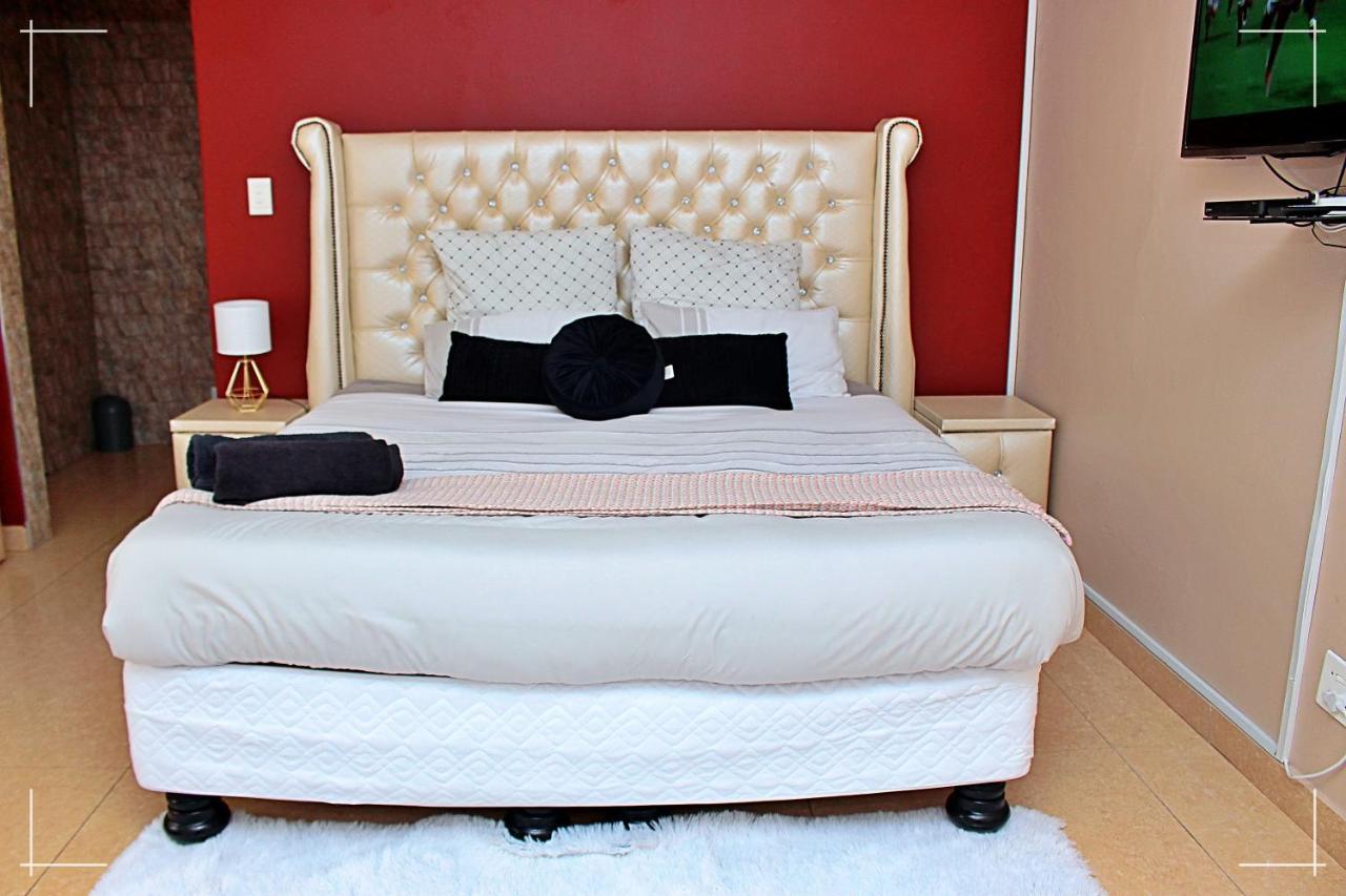 The Global Link Hub Hotel Pretoria Bagian luar foto