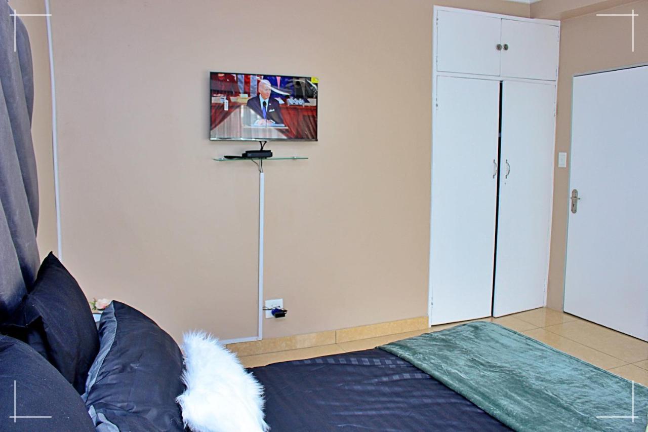 The Global Link Hub Hotel Pretoria Bagian luar foto