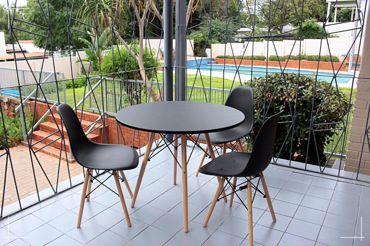 The Global Link Hub Hotel Pretoria Bagian luar foto