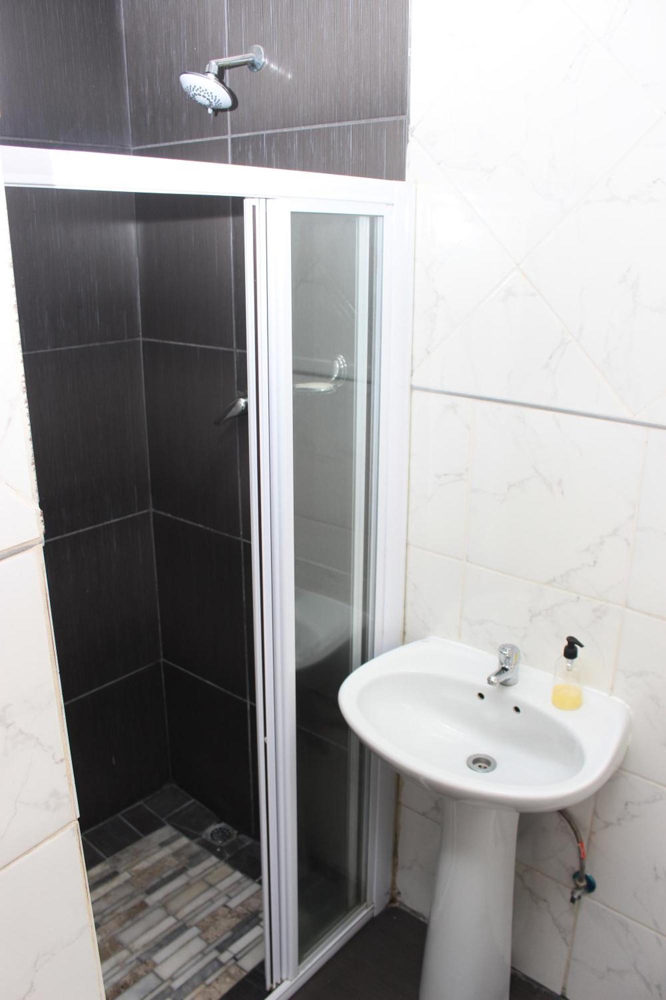 The Global Link Hub Hotel Pretoria Bagian luar foto