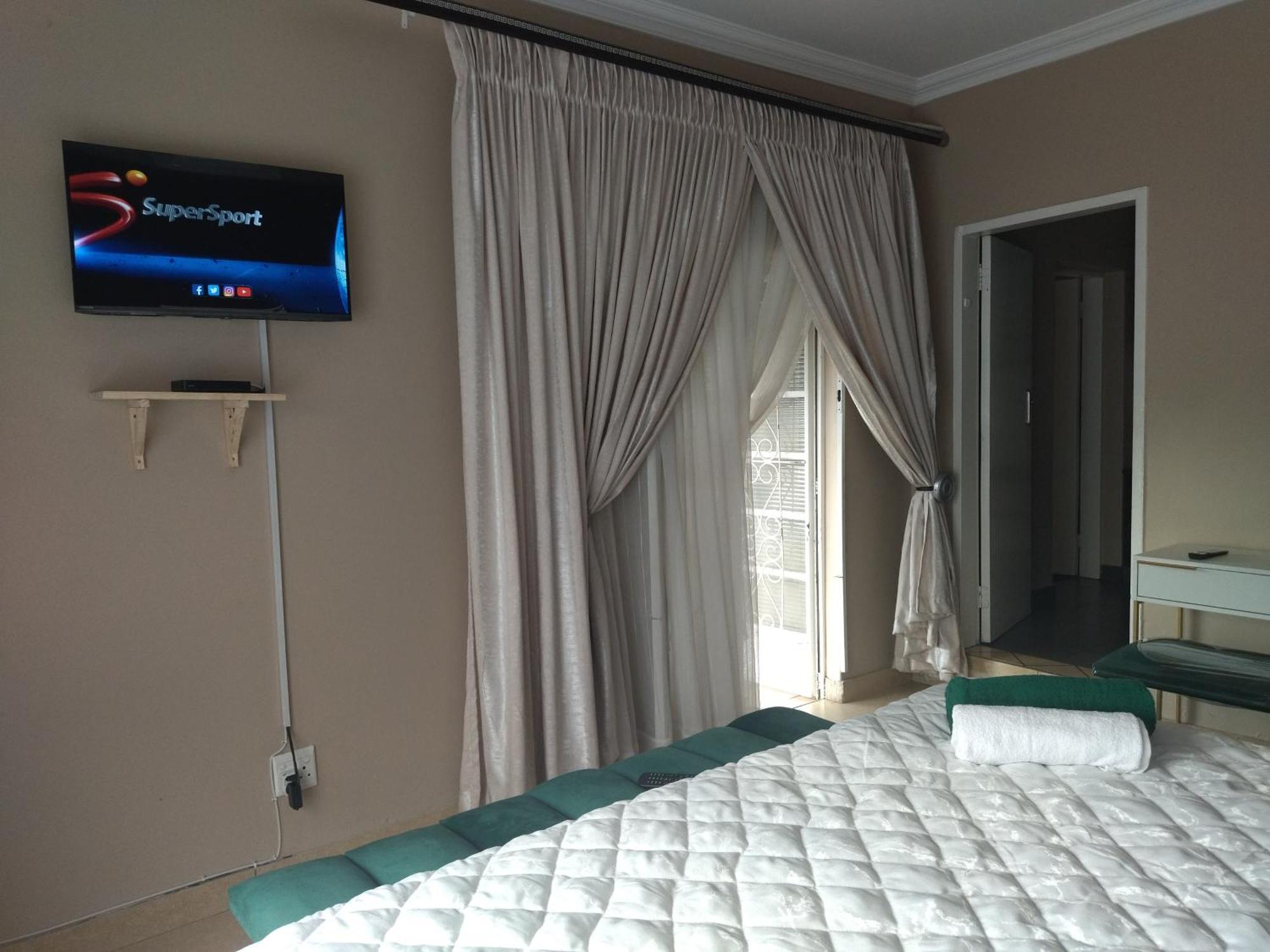 The Global Link Hub Hotel Pretoria Bagian luar foto